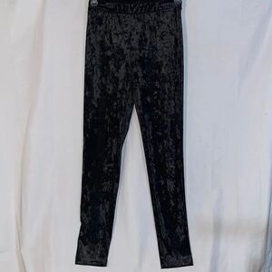 Fashion nova velvet sweatpants